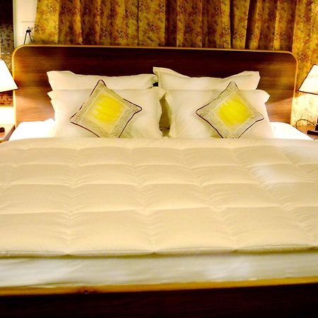 Ikraam Inn Bed & Breakfast Srīnagar Екстериор снимка